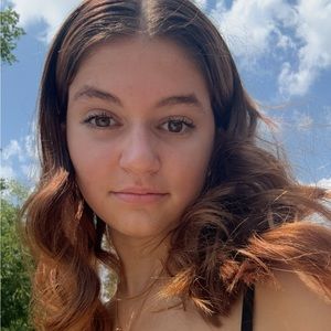 Meet your Posher, Bella